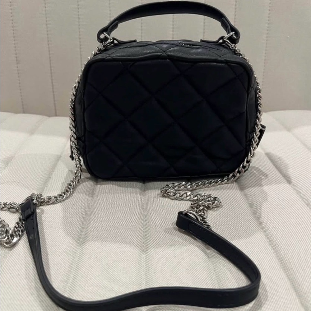 Black Quilted Chain Shoulder Bag